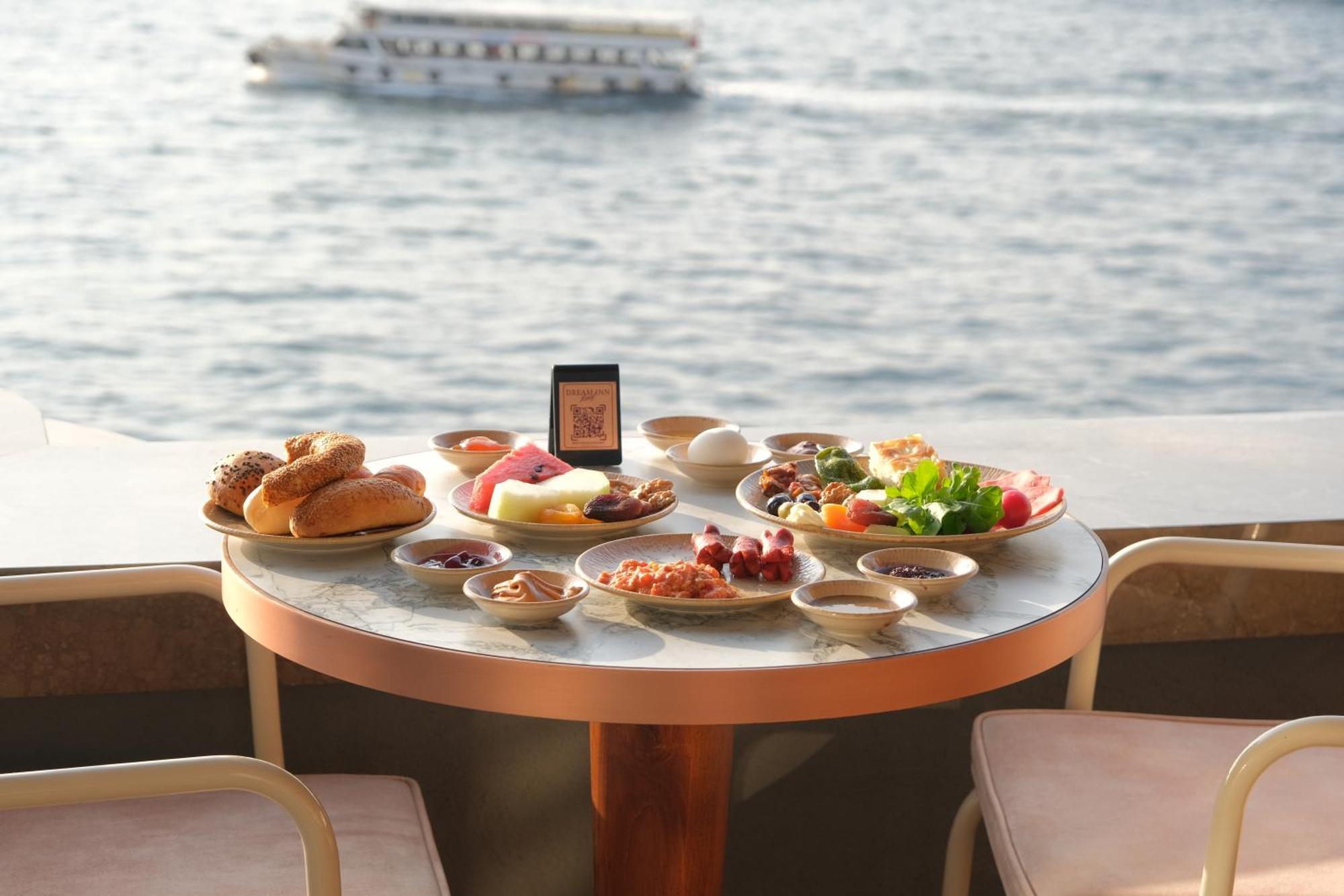 Dream Inn Karakoey Bosphorus Istambul Exterior foto